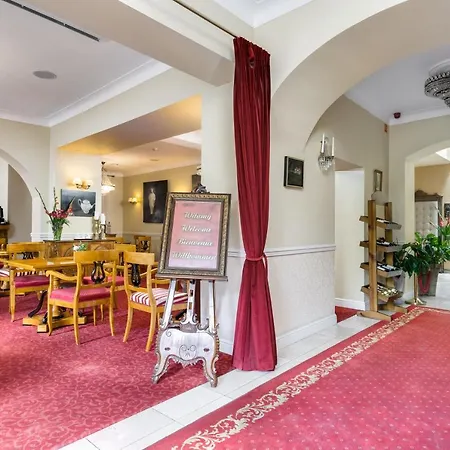 Apartment Plac Kolegiacki Poznan